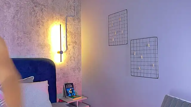 Snapshot of isabellaho1317 chatting on October 2025 08:18:01 PM isabellaho1317 online show from October 2025 08:18:01 PM