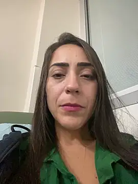 lucioliveira online show from October 2025 11:57:01 PM