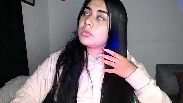 sophiadaza666 online show from June 2026 04:05:01 PM