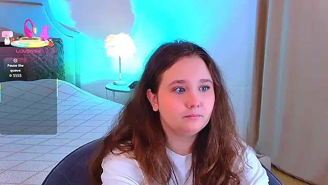 VelvetVixenCute online show from September 2025 05:21:01 AM