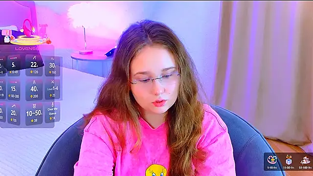 VelvetVixenCute online show from October 2025 05:19:02 AM