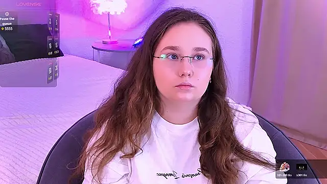 VelvetVixenCute online show from October 2025 05:30:02 AM