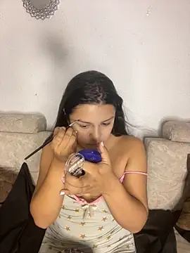 Snapshot of lunita_sweet5 chatting on November 2025 01:15:02 AM lunita sweet5 online show from November 2025 01:15:02 AM