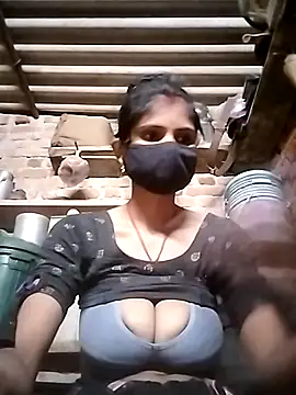 Snapshot of Joshi_Love143 chatting on December 2025 10:02:01 AM Joshi Love143 online show from December 2025 10:02:01 AM