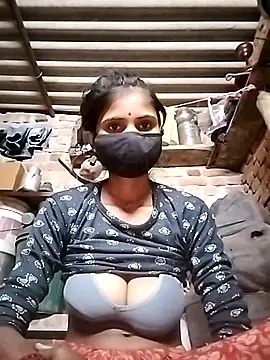 Snapshot of Joshi_Love143 chatting on December 2025 06:39:02 AM Joshi Love143 online show from December 2025 06:39:02 AM