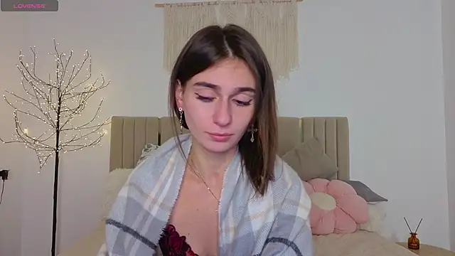 Little mia   online show from November 2025 10:54:01 PM