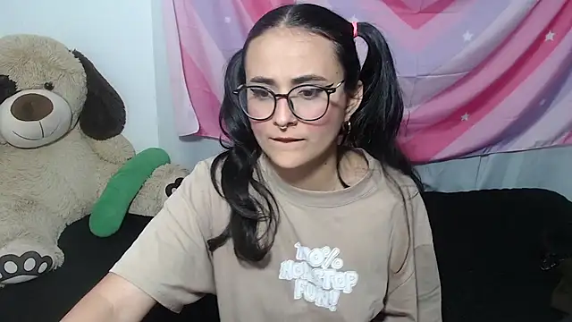 Snapshot of Amaranta444 chatting on October 2025 07:38:02 PM Amaranta444 online show from October 2025 07:38:02 PM