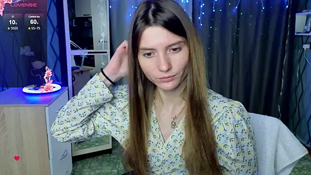 Snapshot of Vetta11 chatting on October 2025 08:14:02 PM Vetta11 online show from October 2025 08:14:02 PM