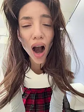 Snapshot of BallerinaCappuccino_ chatting on February 2026 10:32:02 AM BallerinaCappuccino online show from February 2026 10:32:02 AM