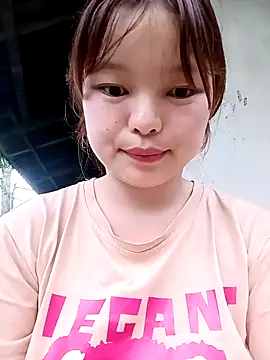 XoiXoi232 online show from September 2025 11:10:02 AM