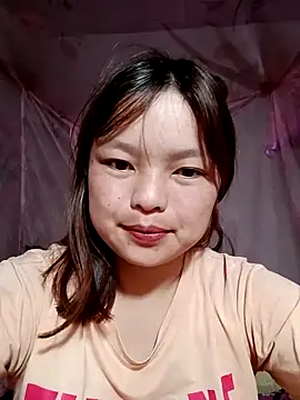 XoiXoi232 online show from September 2025 02:20:01 PM