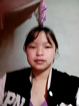 Snapshot of XoiXoi232 chatting on November 2025 11:21:02 PM XoiXoi232 online show from November 2025 11:21:02 PM