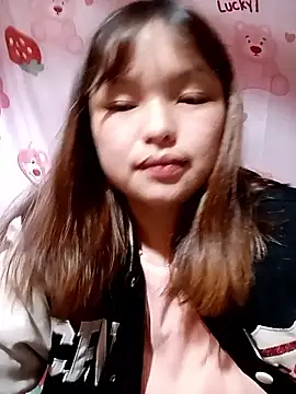 Snapshot of XoiXoi232 chatting on November 2025 10:20:01 AM XoiXoi232 online show from November 2025 10:20:01 AM