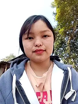 Snapshot of XoiXoi232 chatting on January 2026 05:23:01 AM XoiXoi232 online show from January 2026 05:23:01 AM