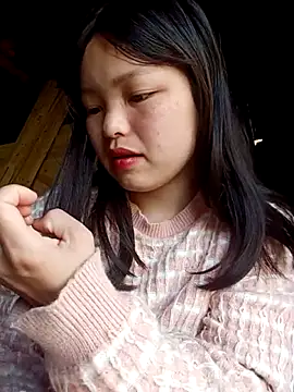 XoiXoi232 online show from March 2026 01:28:01 AM