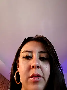 Catti Brie online show from November 2025 11:36:02 AM