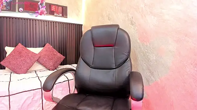 dark  nymph online show from September 2025 12:29:02 PM