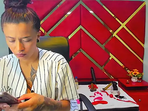 Kataleya Luck online show from December 2025 03:15:02 AM