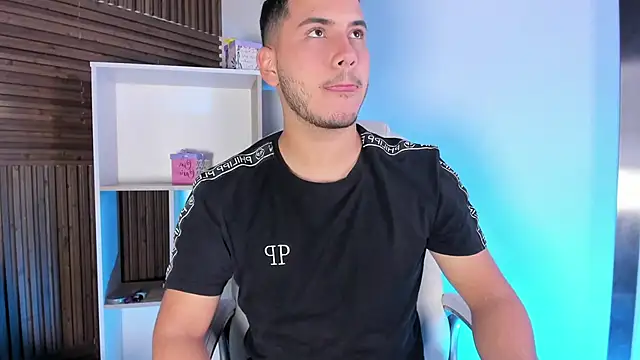 Snapshot of Axel_grey_ chatting on October 2025 12:12:02 PM Axel grey online show from October 2025 12:12:02 PM