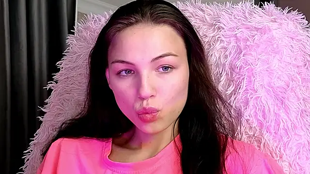 Lily Me online show from September 2025 08:52:01 PM