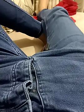 OGUZOZAN online show from September 2025 06:41:02 PM