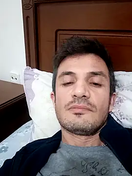 OGUZOZAN online show from September 2025 08:20:01 PM