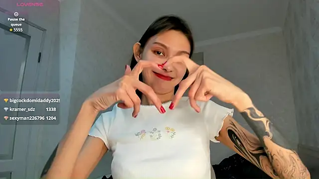 Amy Loveme online show from September 2025 01:25:02 PM