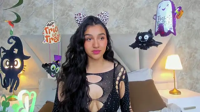 ValentiinaCruz online show from October 2025 10:55:01 PM