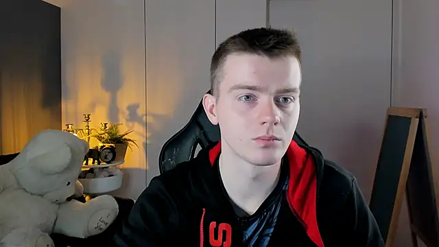 Happydeimos online show from November 2025 09:36:02 PM