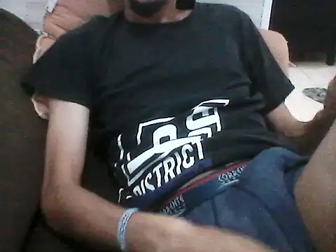 Snapshot of MagrinPentelho1 chatting on September 2025 12:33:02 AM MagrinPentelho1 online show from September 2025 12:33:02 AM