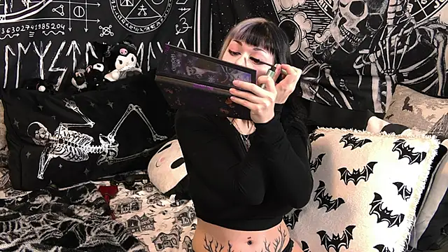 Paige Turner online show from March 2026 03:09:02 AM
