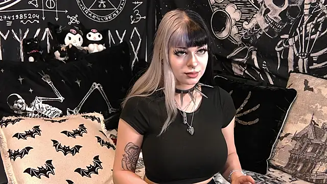 Paige Turner online show from March 2026 09:10:01 PM