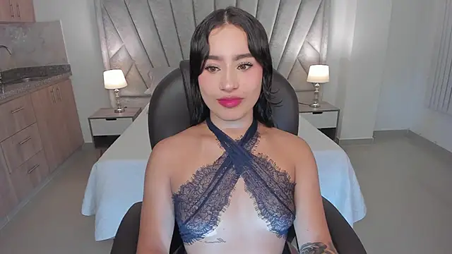 Snapshot of Saskia_litt chatting on January 2026 04:05:01 AM Saskia litt online show from January 2026 04:05:01 AM