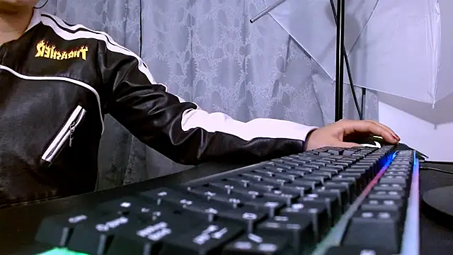 Snapshot of violet_bunnyy chatting on September 2025 02:05:02 AM violet bunnyy online show from September 2025 02:05:02 AM