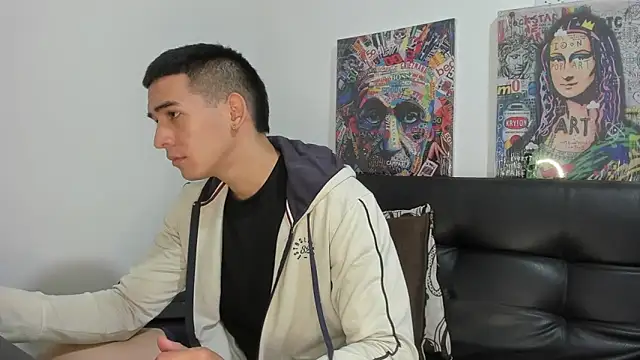 Snapshot of Mike3Xxx chatting on October 2025 12:31:02 AM Mike3Xxx online show from October 2025 12:31:02 AM