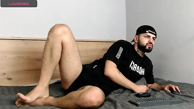 Snapshot of Killian_Vane chatting on October 2025 12:03:01 PM Killian Vane online show from October 2025 12:03:01 PM