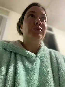 Abby-LS online show from November 2025 11:31:01 PM