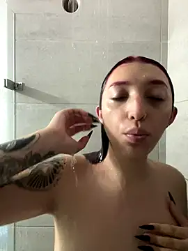 Paulina-Wells online show from December 2025 08:37:02 PM