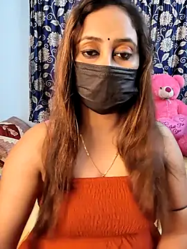 Cute-lusi online show from October 2025 07:56:02 PM