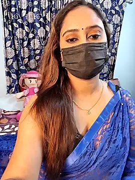 Cute-lusi online show from October 2025 04:46:01 PM