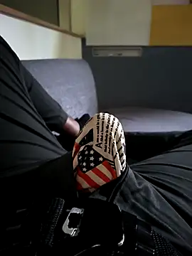 Snapshot of hotboy43339 chatting on October 2025 11:07:01 PM hotboy43339 online show from October 2025 11:07:01 PM