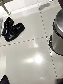 Snapshot of hotboy43339 chatting on October 2025 01:28:01 AM hotboy43339 online show from October 2025 01:28:01 AM