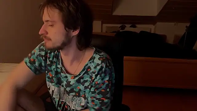 Snapshot of Bez3ybik chatting on February 2026 10:40:01 PM Bez3ybik online show from February 2026 10:40:01 PM