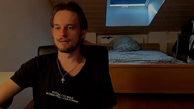 Snapshot of Bez3ybik chatting on March 2026 10:11:01 AM Bez3ybik online show from March 2026 10:11:01 AM