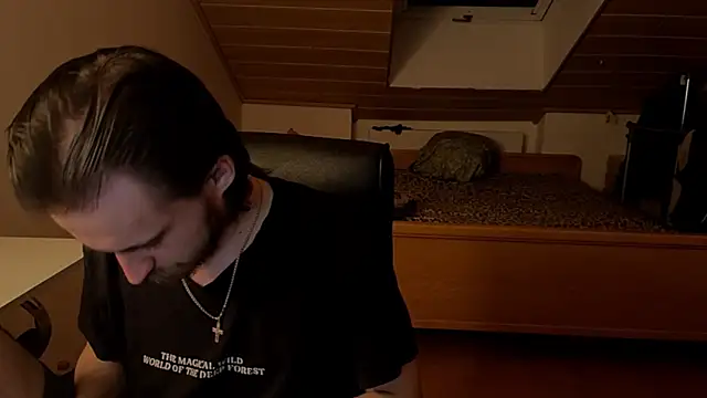 Snapshot of Bez3ybik chatting on March 2026 08:03:01 PM Bez3ybik online show from March 2026 08:03:01 PM