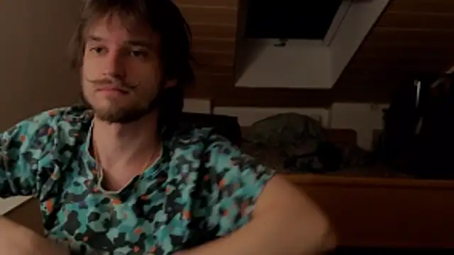 Snapshot of Bez3ybik chatting on March 2026 10:33:01 PM Bez3ybik online show from March 2026 10:33:01 PM