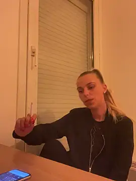 BrumeLove online show from May 2026 06:57:02 PM