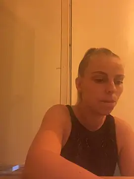 BrumeLove online show from June 2026 07:59:01 PM