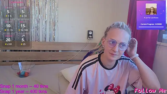 Snapshot of lisa_yummi chatting on September 2025 09:02:01 AM lisa yummi online show from September 2025 09:02:01 AM