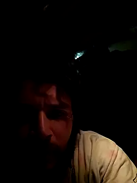 Snapshot of unfilteredstudios chatting on October 2025 09:40:01 AM unfilteredstudios online show from October 2025 09:40:01 AM